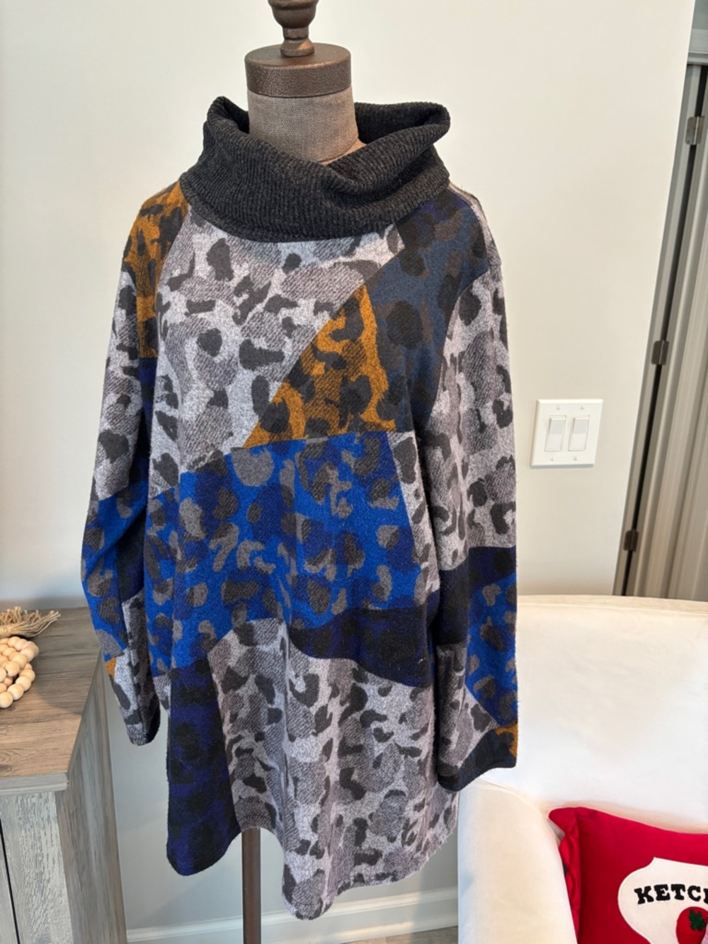 Trisha Tyler Cozy Knit Top in Black and Heather Gray 2x